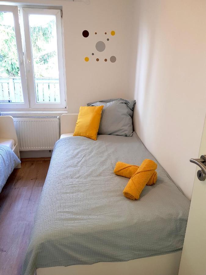 Theox No 3 Fur 5 Personen Mit Balkon Apartment Duisburg Exterior photo